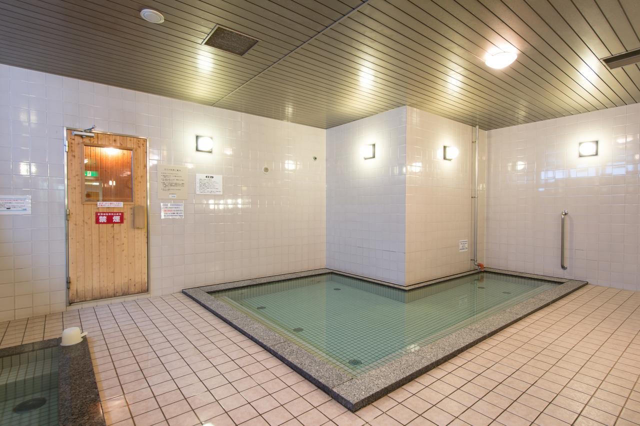 Hotel Wbf Sapporo Odori Bagian luar foto
