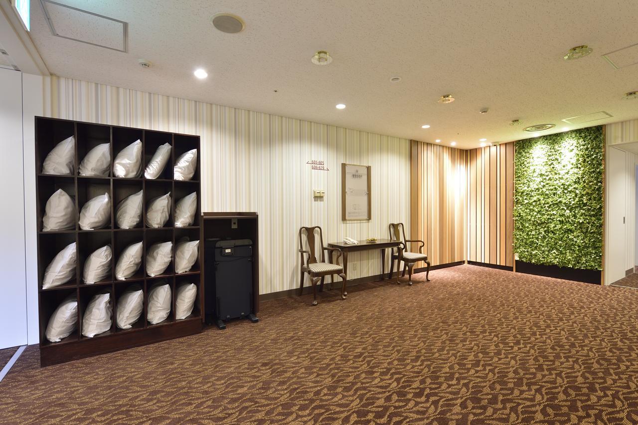 Hotel Wbf Sapporo Odori Bagian luar foto